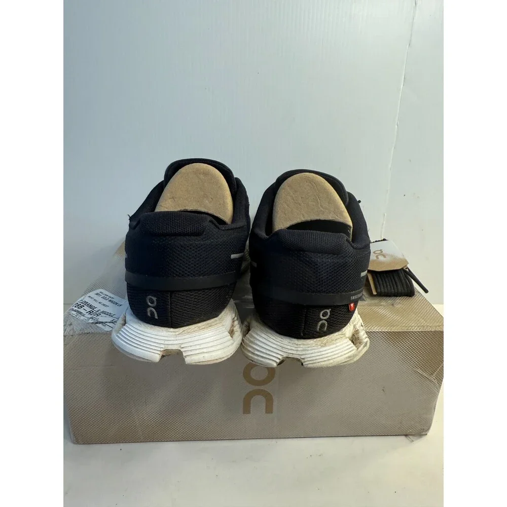 On Cloud 5, Black/White, Mens Running Shoes-US 10.5 Mens